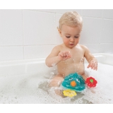Playgro Light Up Squirty Bath Fountain image 4