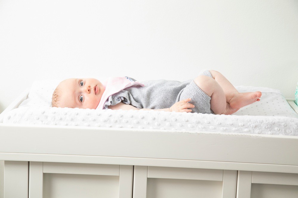 Spotty Giraffe The Changeover Change Pad Cover White/White Covers