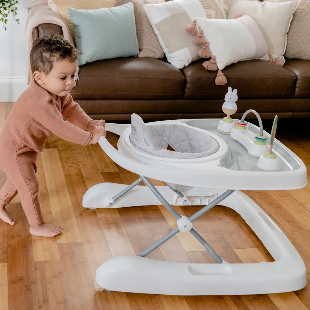 Ingenuity deals baby walker