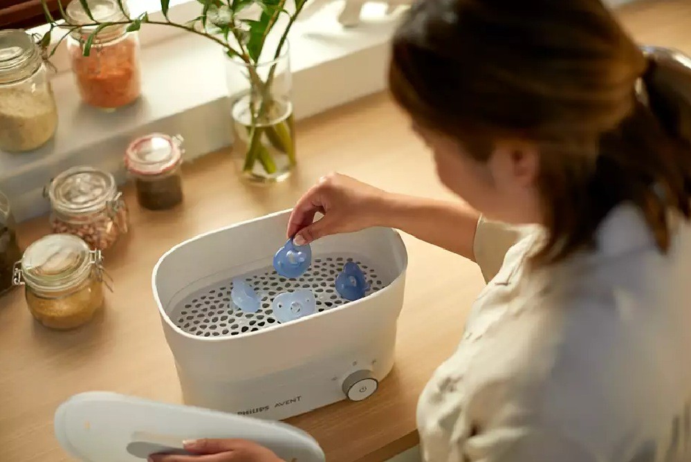 Avent Soothie 0 To 6 Month Blue 2Pk Blue Soothers Baby Bunting AU