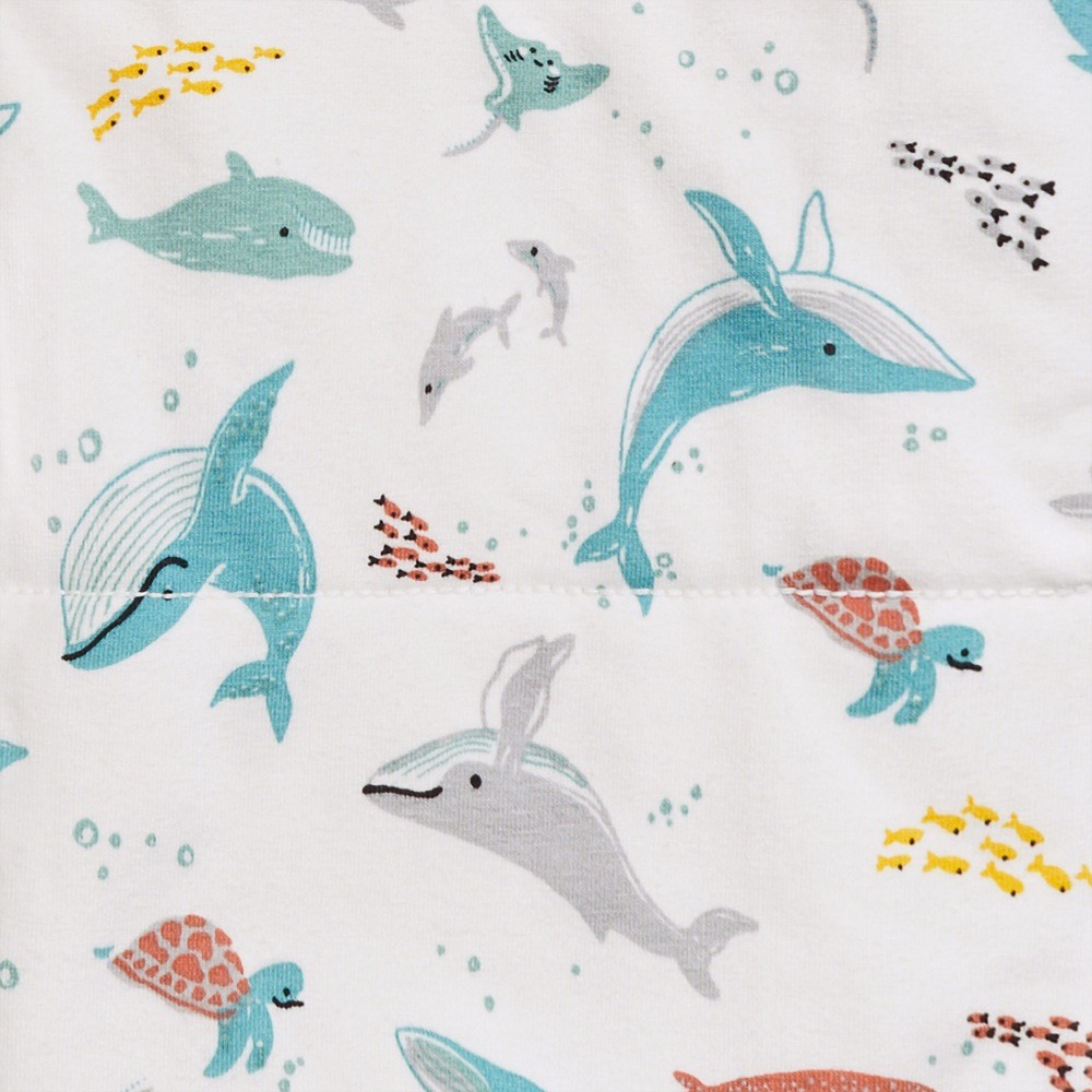 Love to Dream Swaddle Up Designer 2.5 Tog Whales Newborn Swaddles