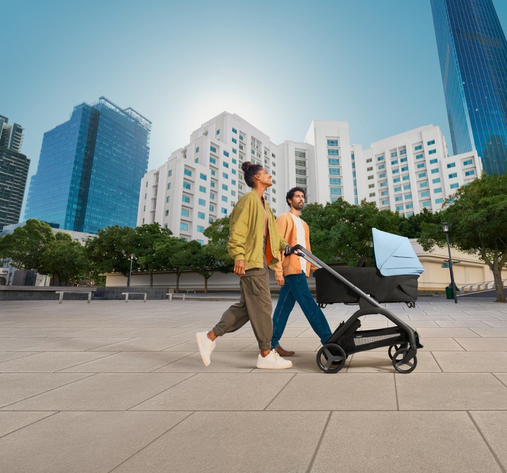 Bugaboo Dragonfly Midnight Black & Stands Baby