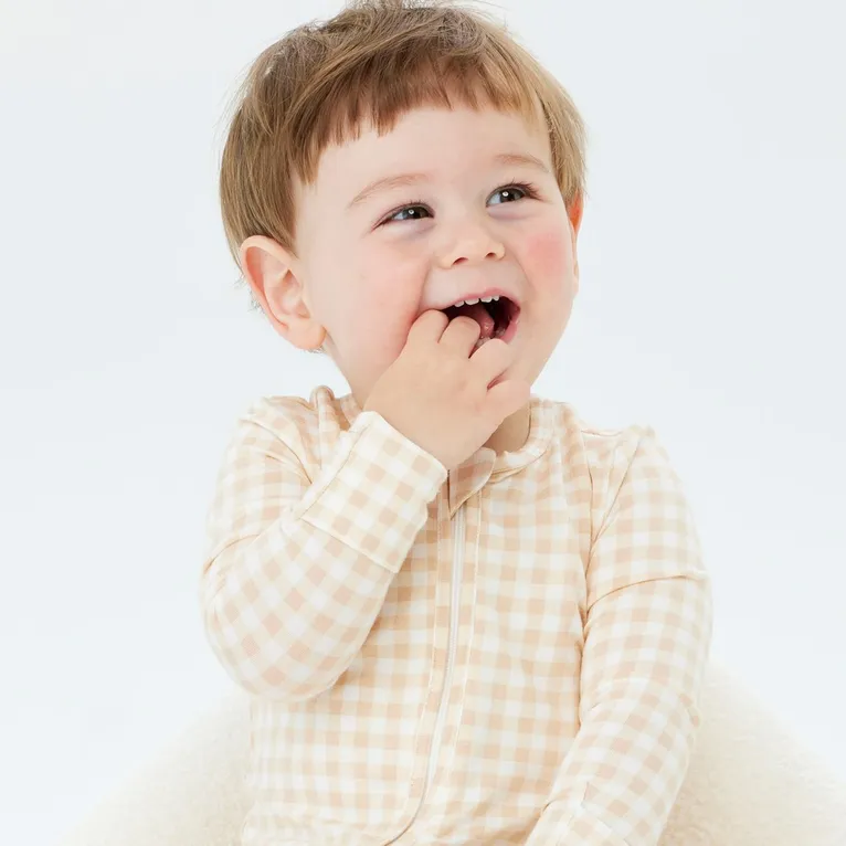 Kynd Baby Day Or Night Onesie Neutral Gingham