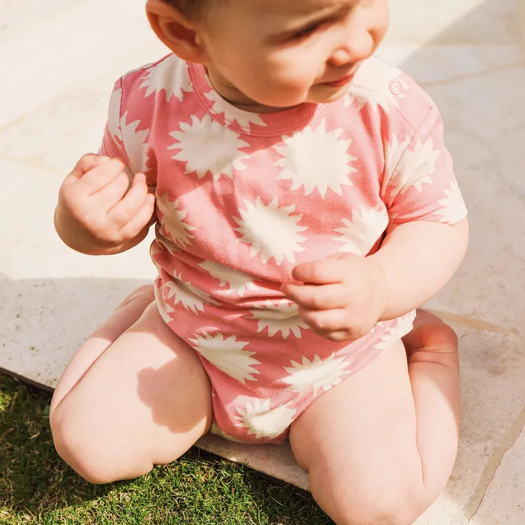 Kynd Baby Short Sleeve Bodysuit Star
