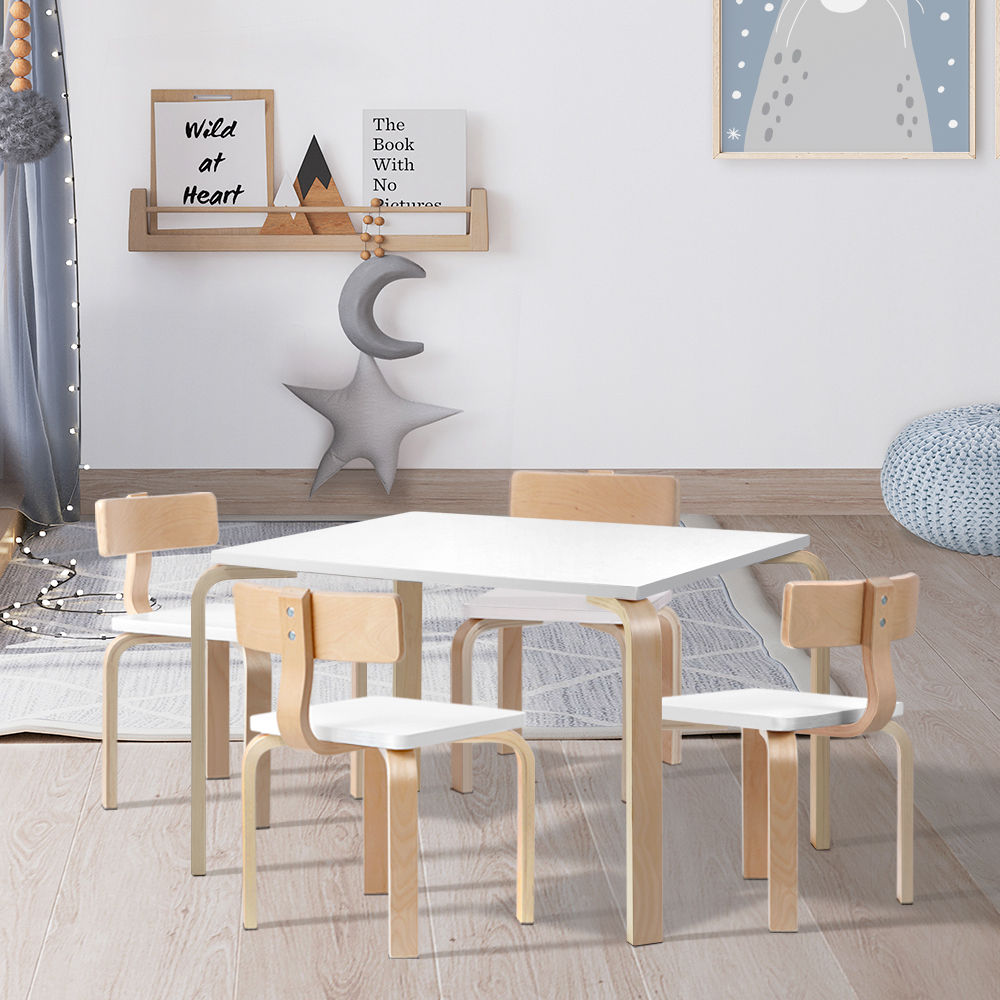 Baby bunting store table and chairs