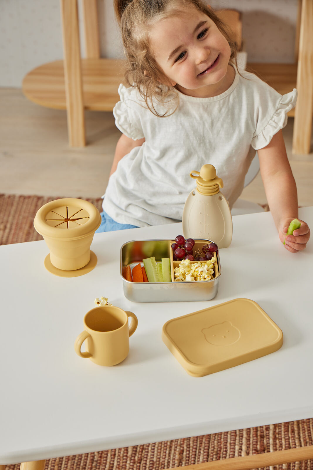 Childrens plastic mugs with 2024 handle