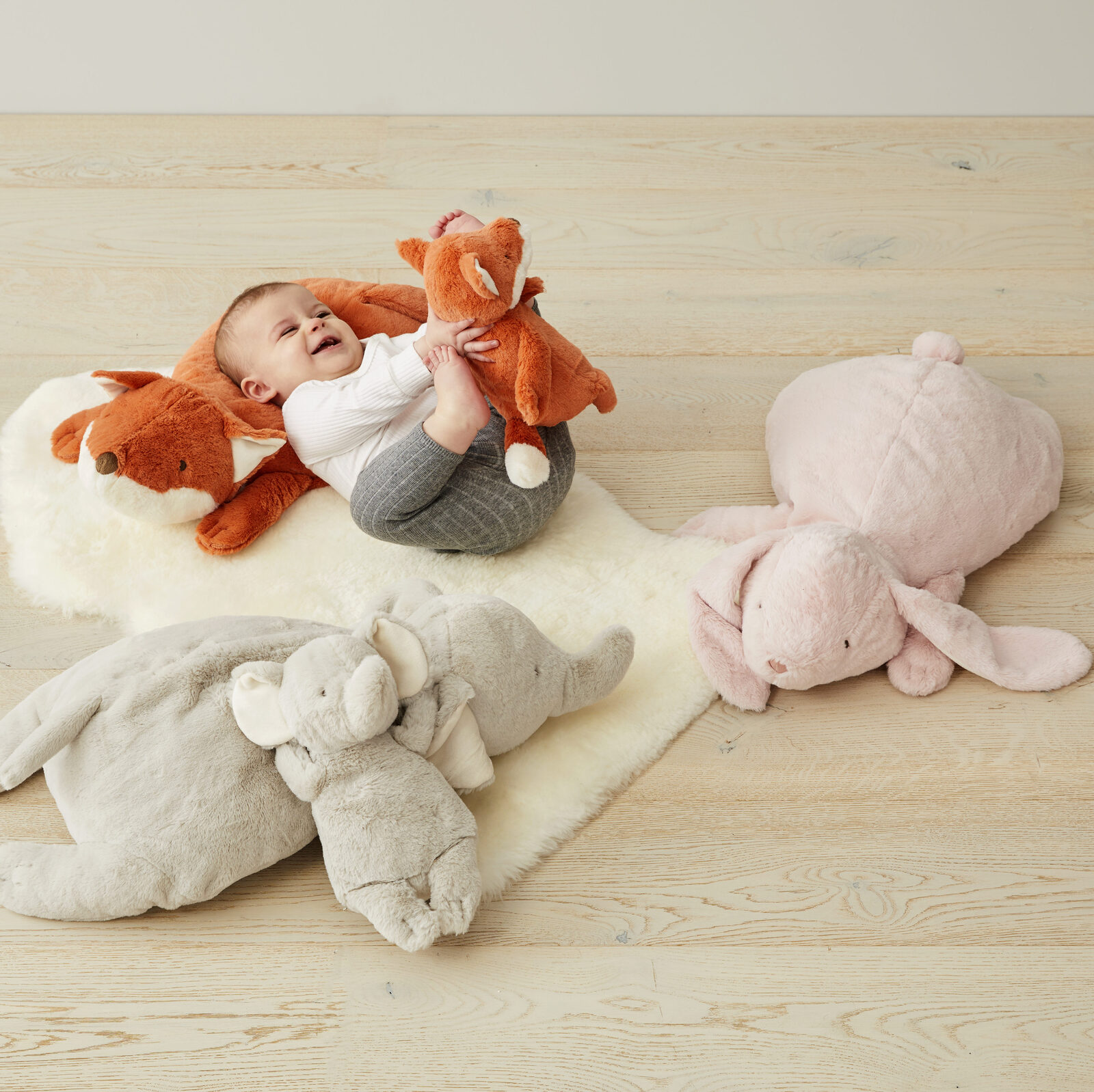 Jiggle & Giggle Cuddle Time Fox Baby/Children's Soft Plush Play Toy