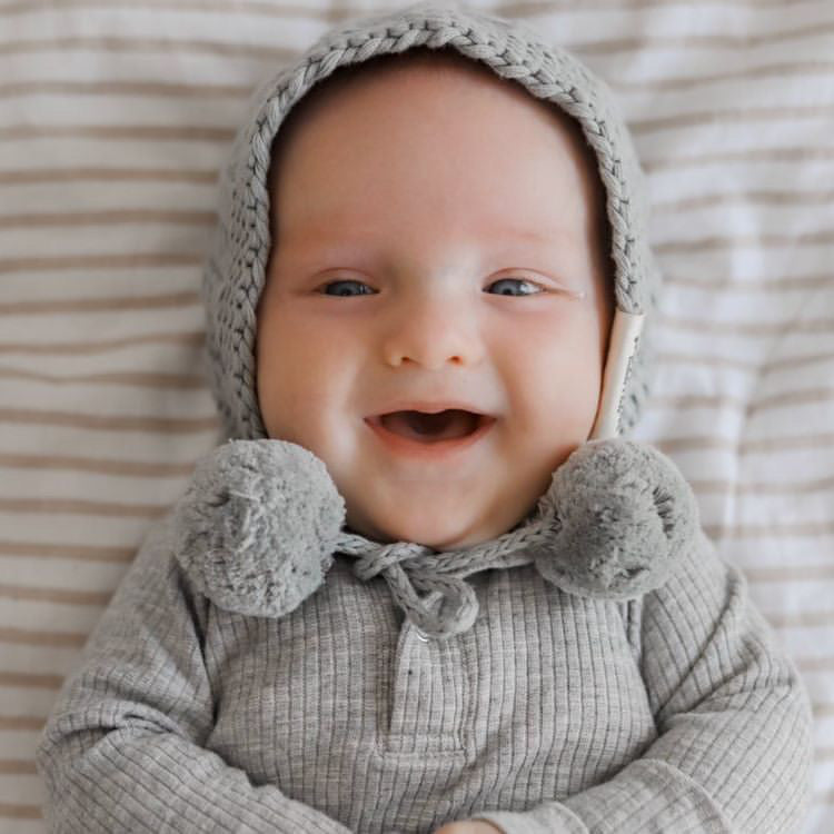 Ponchik Babies + Kids Knitted Pom Pom Baby Beanie Fog Hats