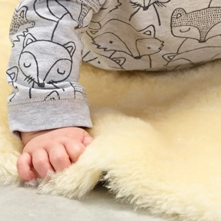 Naturally Sheepskins Lambskin Baby Rug /Play Mat - Natural