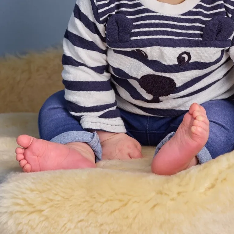 Naturally Sheepskins Lambskin Baby Rug /Play Mat - Natural