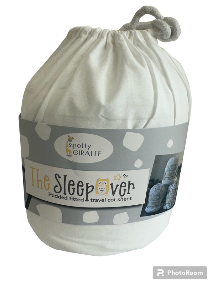 Baby Studio Portacot Fitted Sheet Spotty Giraffe The SleepOver