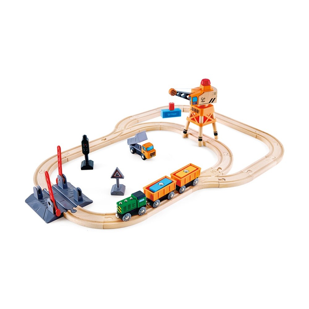 Hape Crossing & Crane Set
