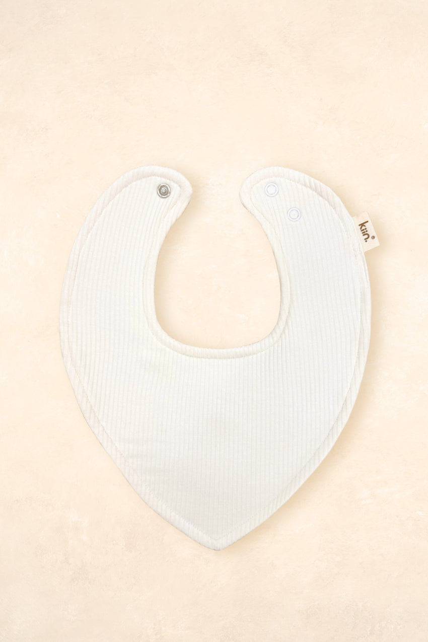 Kiin Dribble Bib Bamboo Rib, White