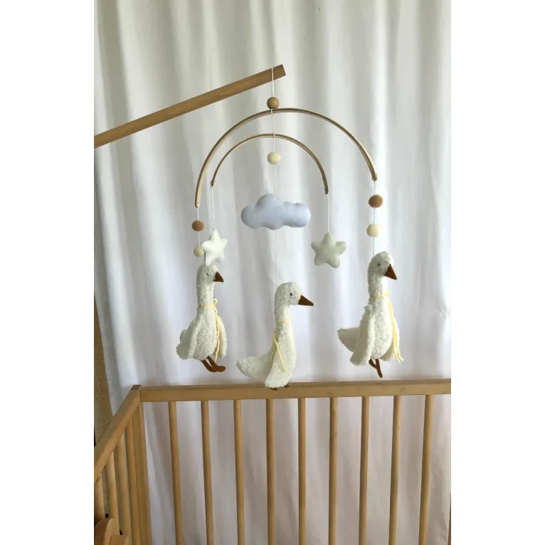 Roomi and Me Three Little Ducks Mobile with Wooden Stand - Yellow
