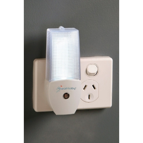 Dreambaby Auto-Sensor LED Night Light image 0 Large Image