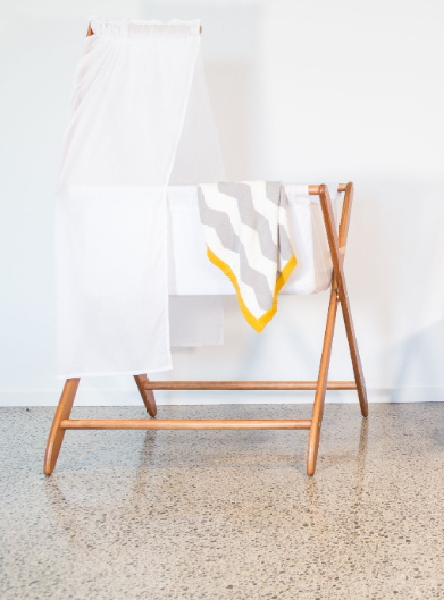 Cariboo Veil And Arm Rimu and Bedside Sleepers Baby Bunting NZ